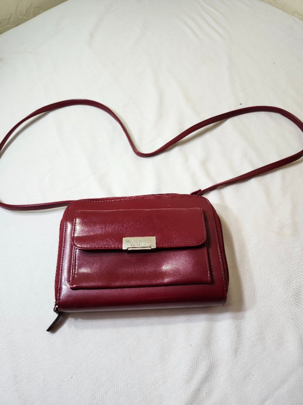 Rosetti Crossbody Bag With Weekly Planner